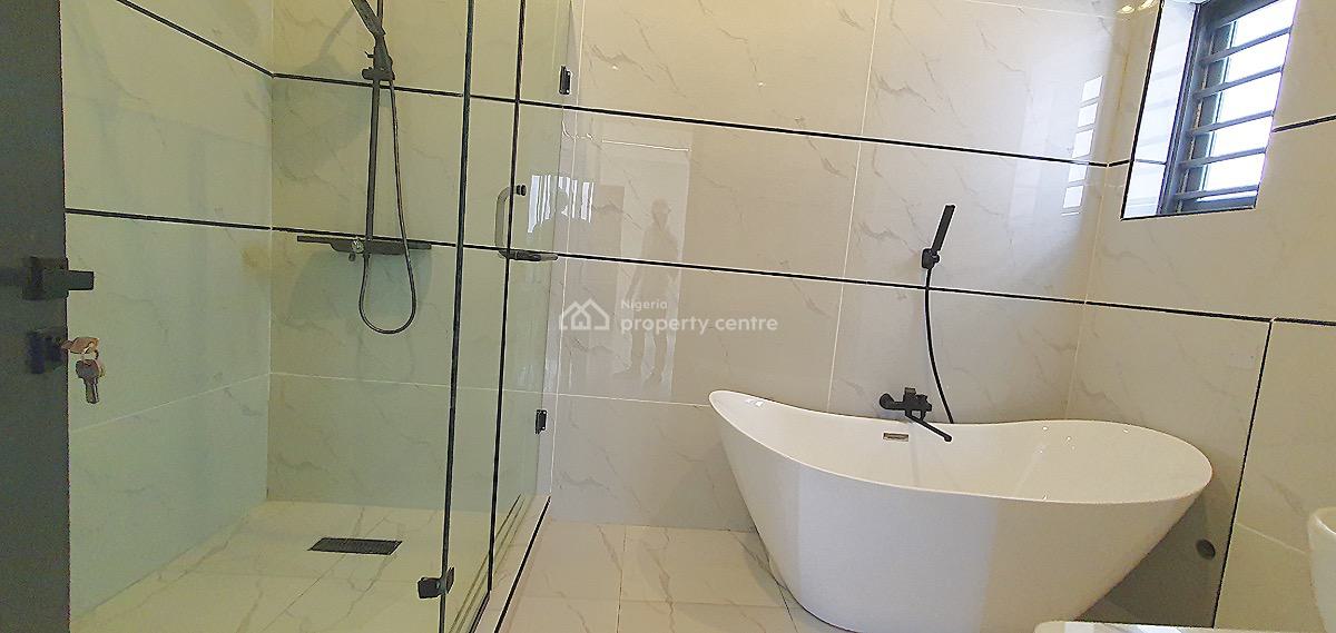 Luxury 5bedrooms Semidetached Home, Ikota, Lekki, Lagos, Semi-detached Duplex for Sale