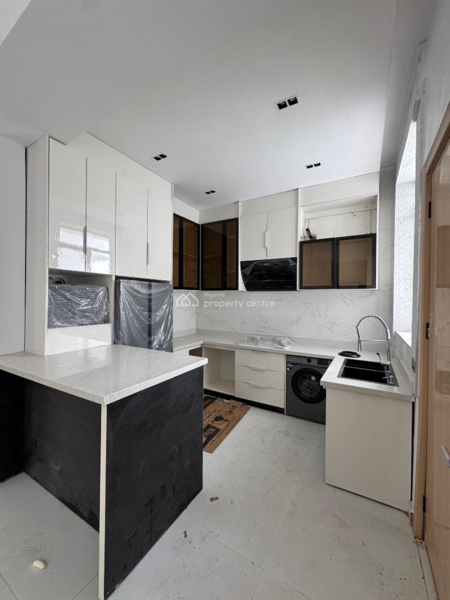 Aesthetically Pleasing 3 Bedroom Apartment  Penthouse, Ikate, Lekki, Lagos, Flat / Apartment for Sale