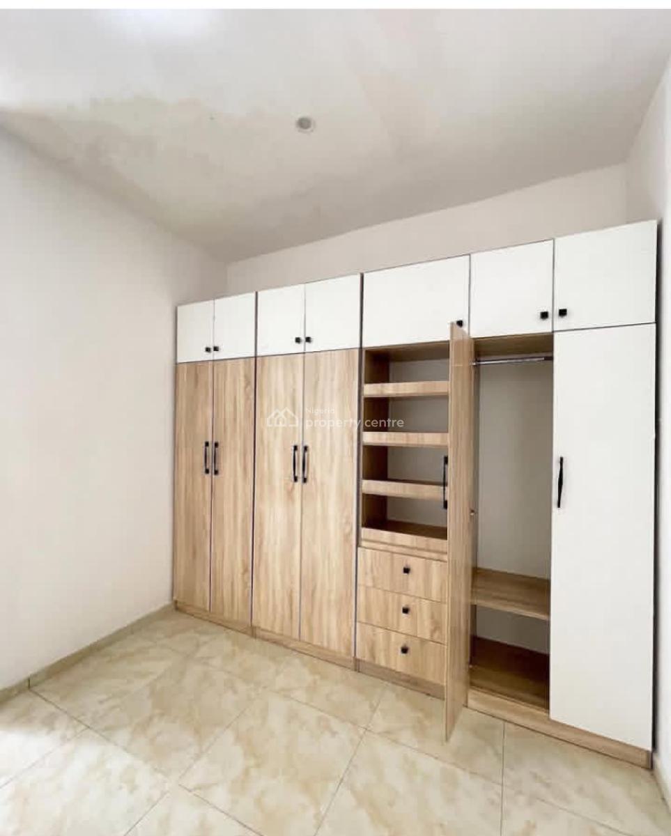 Relatively New 3 Bedroom Serviced Terrace Duplex, Off Orchid Rd, Lekki, Lagos, Terraced Duplex for Sale