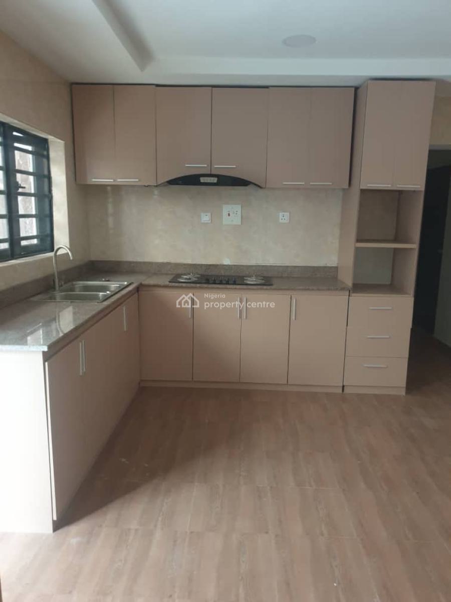 a 4 Bedroom Terrace Duplex with Bq, Spg Road, Ologolo, Lekki, Lagos, Terraced Duplex for Rent