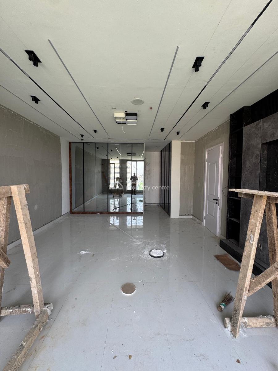 Aesthetically Pleasing 5 -bedroom  Self Compound Terrace Duplex, Lekki Phase 1, Lekki, Lagos, Terraced Duplex for Sale