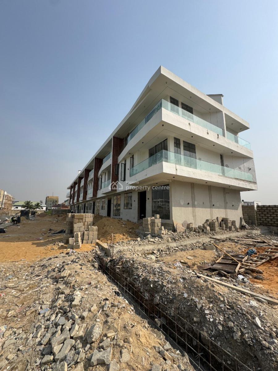 Aesthetically Pleasing 5 -bedroom  Self Compound Terrace Duplex, Lekki Phase 1, Lekki, Lagos, Terraced Duplex for Sale