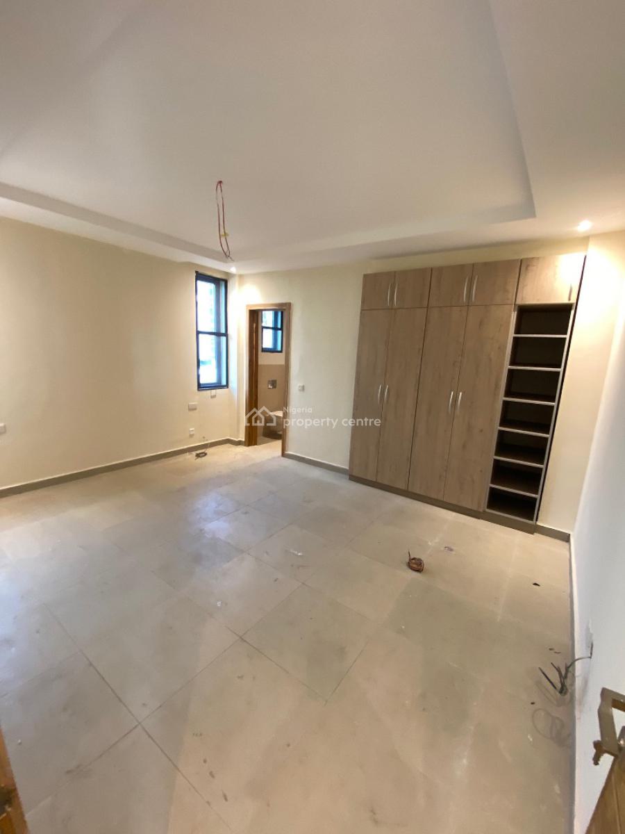 Brand New 3 Bedroom Apartment with Bq, Lekki Phase 1, Lekki, Lagos, Flat / Apartment for Rent