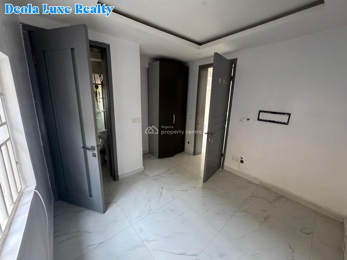 a Nice and Spacious 1 Bedrooms Apartment, Lekki Phase 1, Lekki, Lagos, Mini Flat (room and Parlour) for Rent