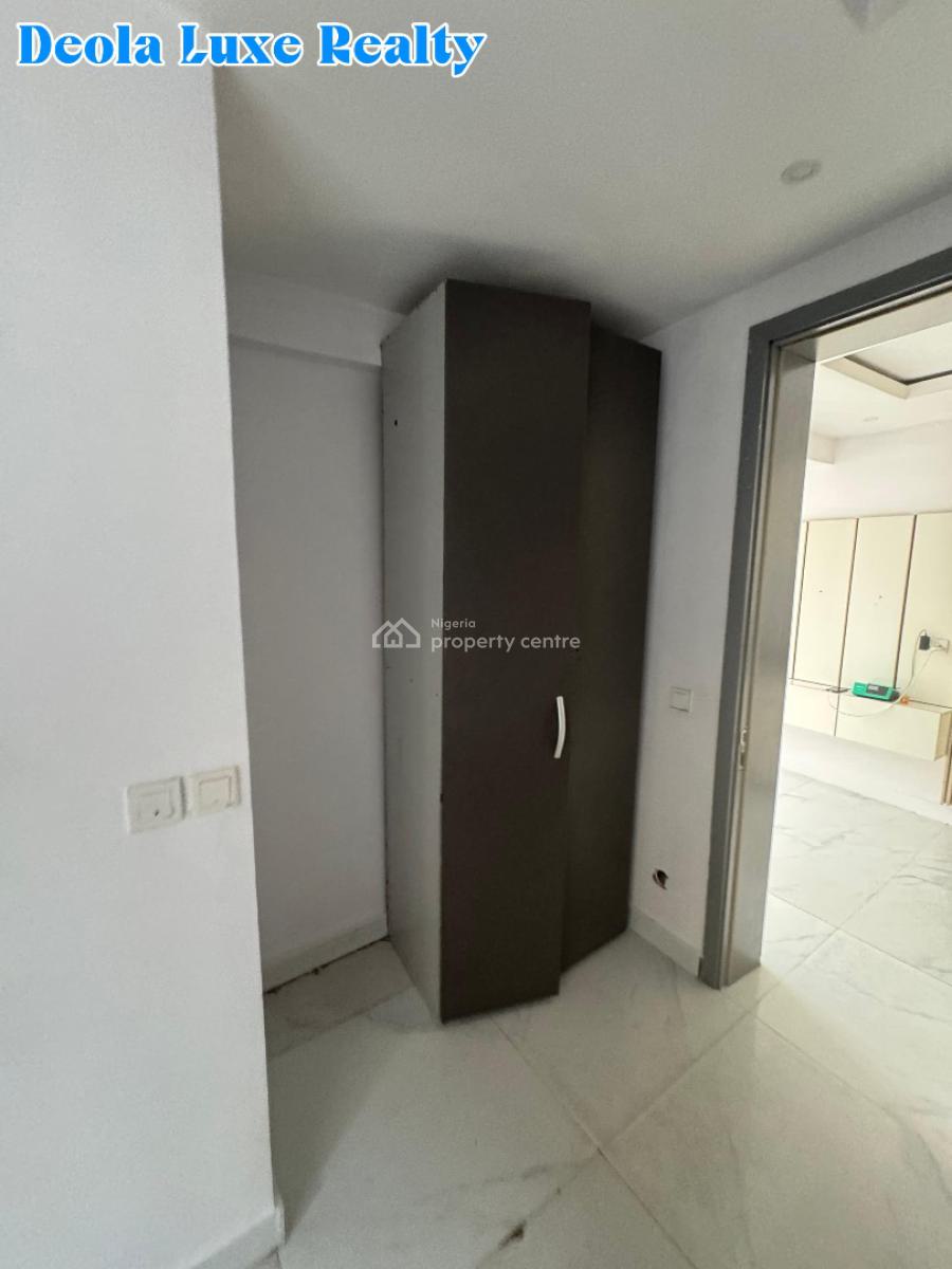 a Nice and Spacious 1 Bedrooms Apartment, Lekki Phase 1, Lekki, Lagos, Mini Flat (room and Parlour) for Rent