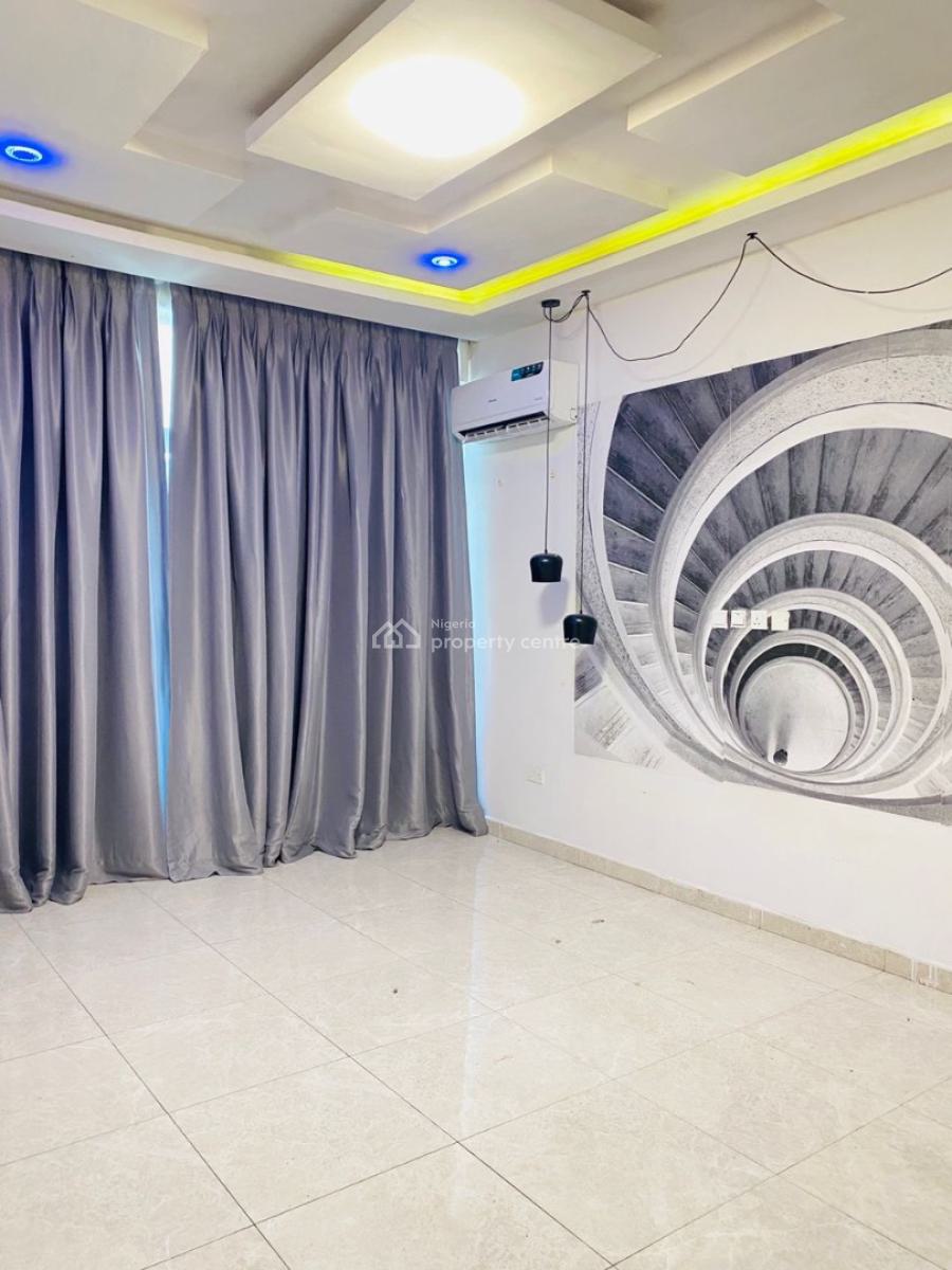 4-bedroom Terrace House with Bq & 5kva Solar Inverter, Ikate, Lekki, Lagos, Terraced Duplex for Rent