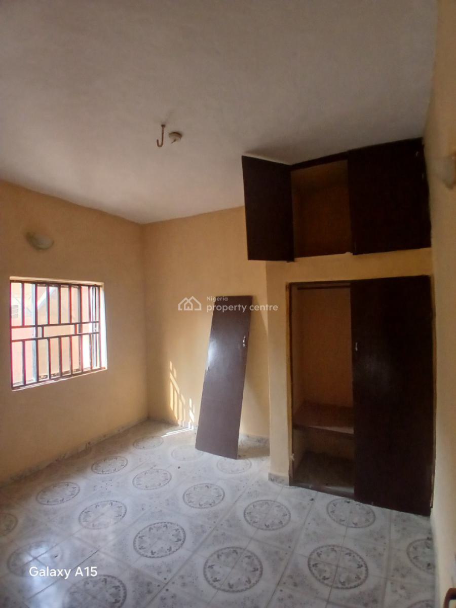 2 Bedrooms Flat, Phase 4 Tarred Access Road, Kubwa, Abuja, Flat / Apartment for Rent
