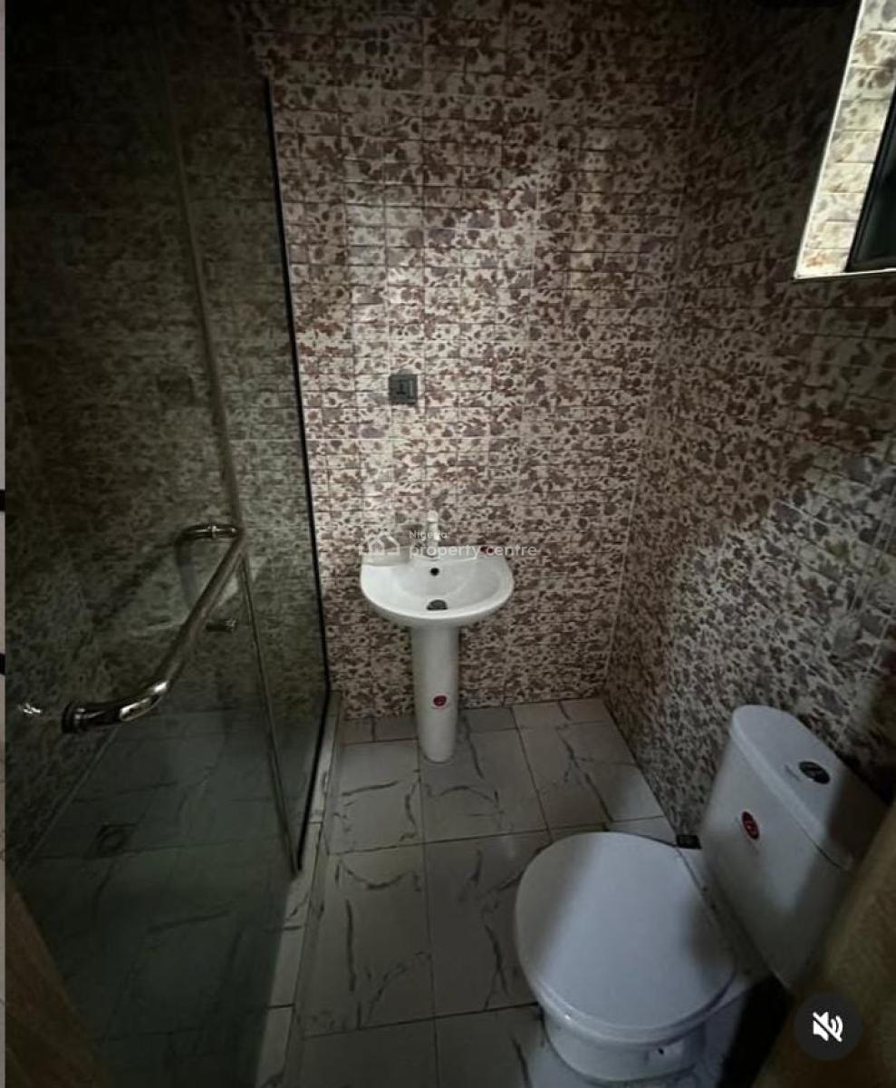 4 Bedroom Terrace, B4 Orchid Round About Lekki Lagos, Lekki, Lagos, Terraced Bungalow for Rent