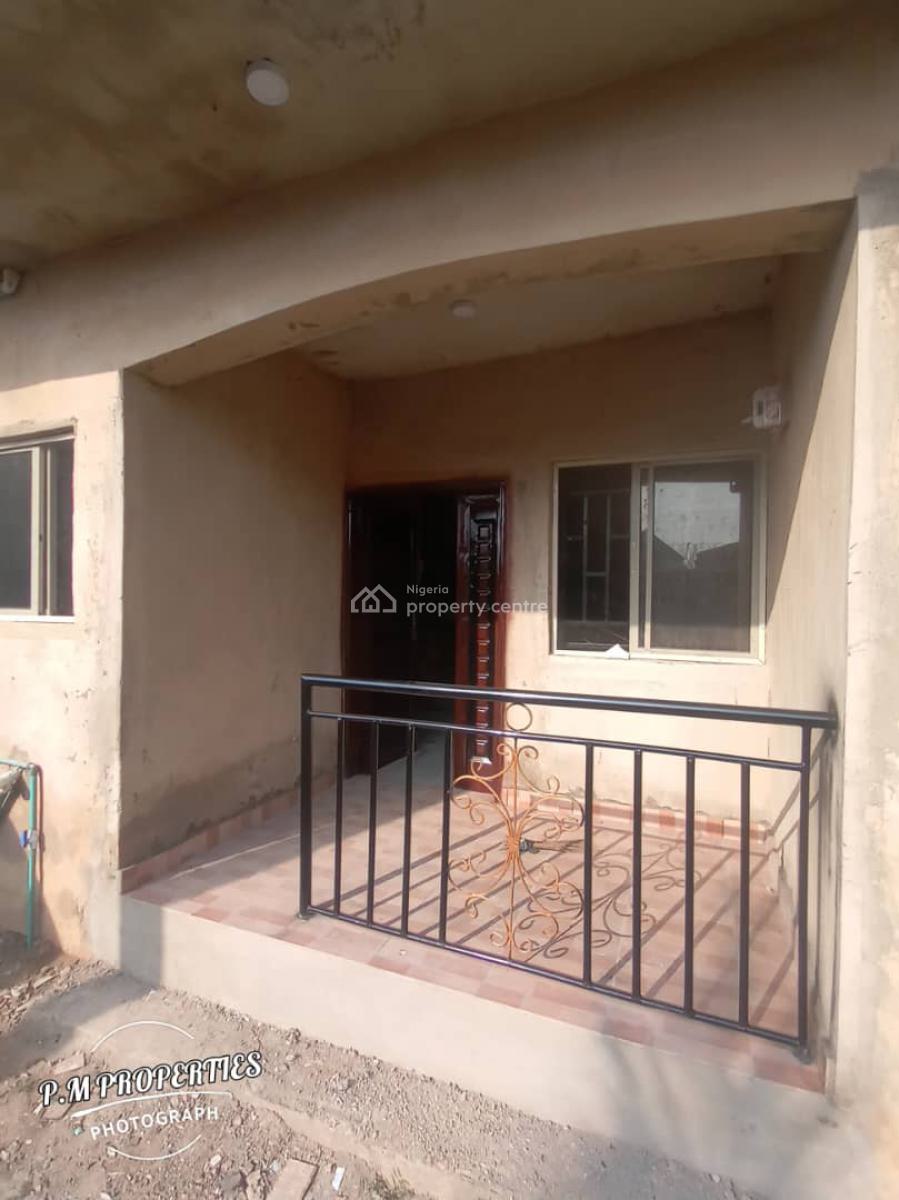 Mini Flat at Makogi, Magboro, Ogun, Mini Flat (room and Parlour) for Rent
