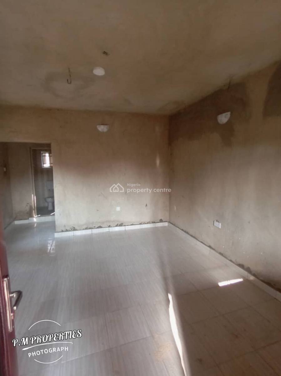 Mini Flat at Makogi, Magboro, Ogun, Mini Flat (room and Parlour) for Rent