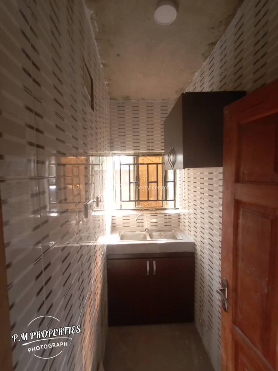 Mini Flat at Makogi, Magboro, Ogun, Mini Flat (room and Parlour) for Rent