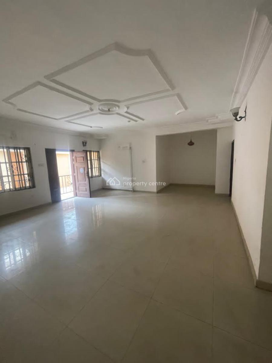 Clean & Lovely 3 Bedroom Flat Apartment, Harmony Estate, Gra Phase 1, Magodo, Lagos, Flat / Apartment for Rent