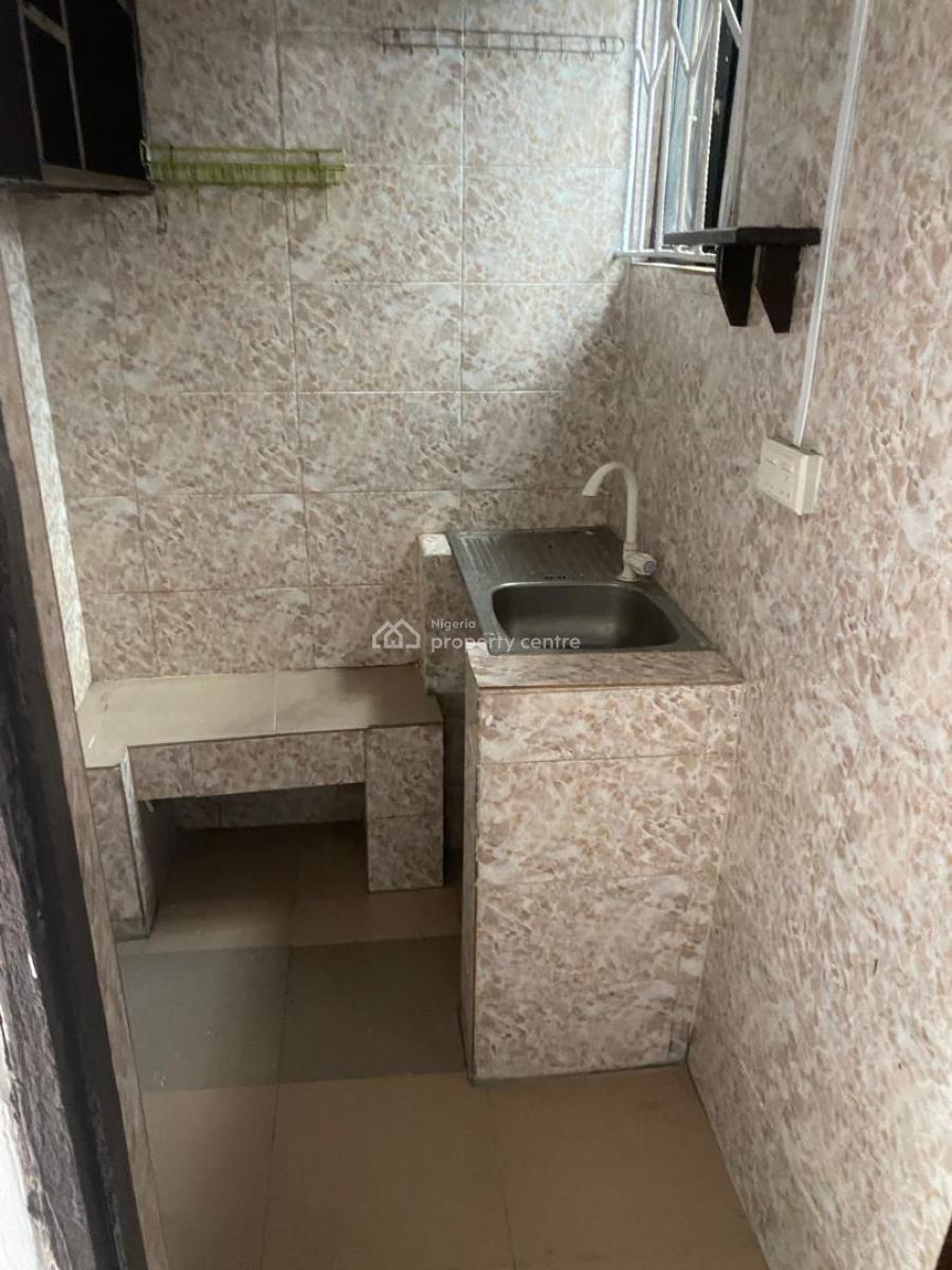 Roomself Contain, Osapa London Lekki Lagos State, Osapa, Lekki, Lagos, Self Contain (single Rooms) for Rent