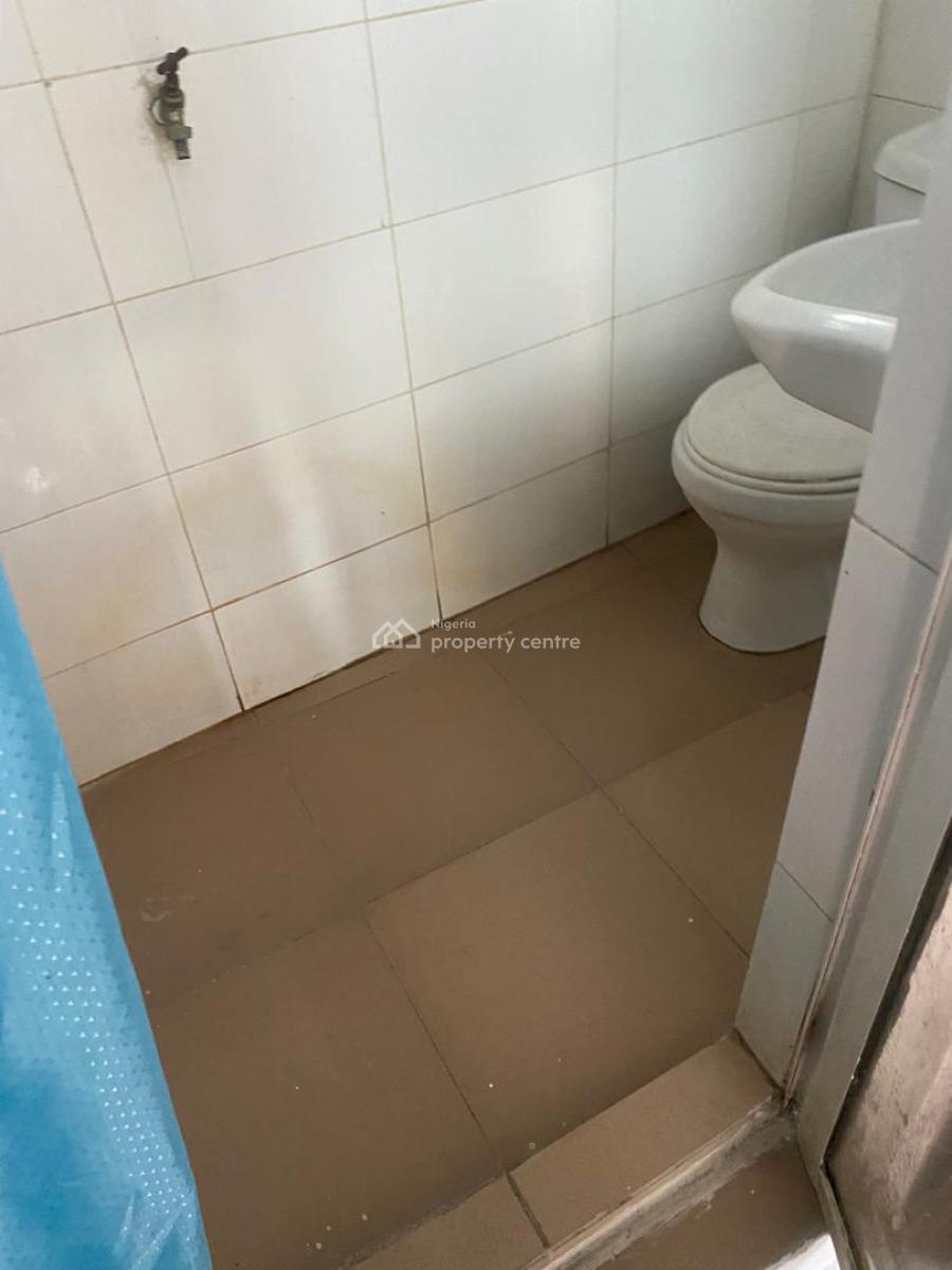 Roomself Contain, Osapa London Lekki Lagos State, Osapa, Lekki, Lagos, Self Contain (single Rooms) for Rent