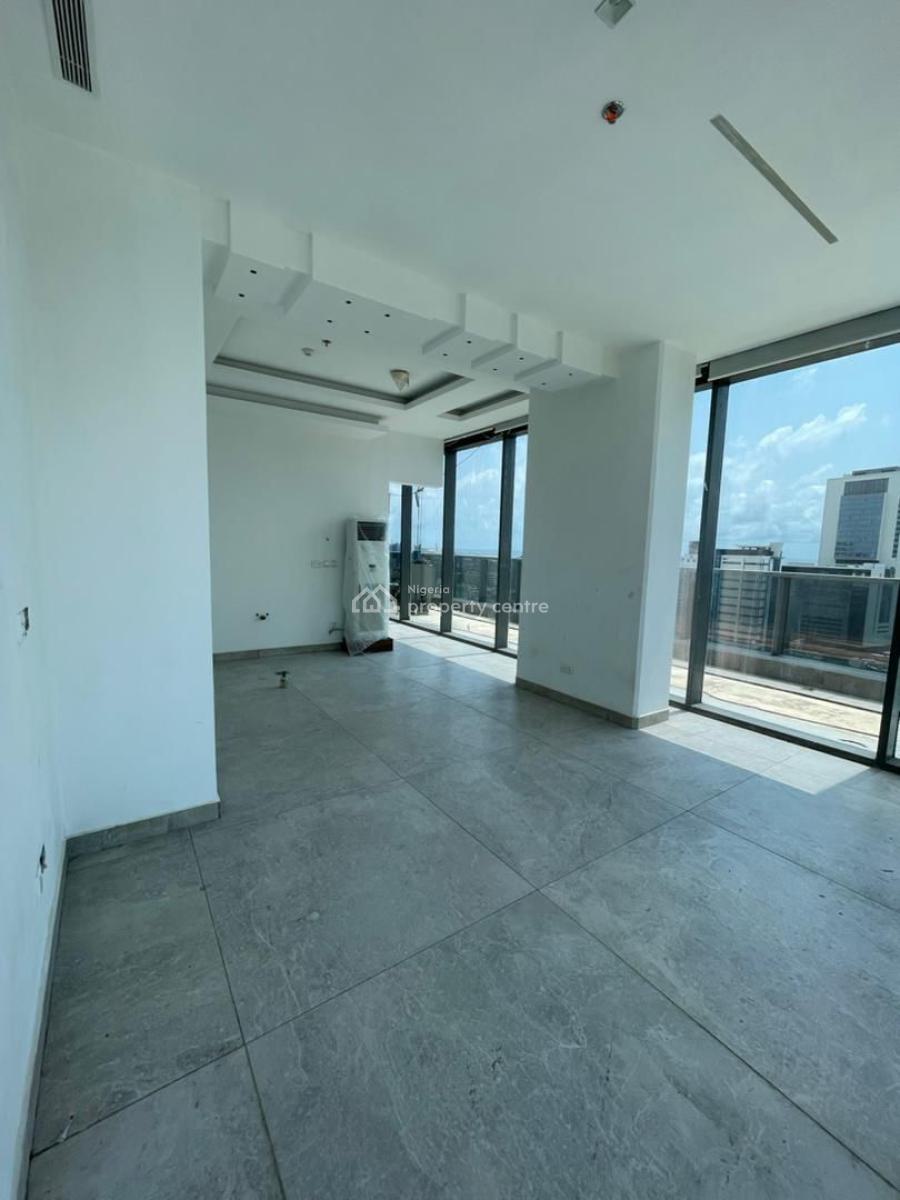 160 Square Meters Office Space, Victoria Island (vi), Lagos, Plaza / Complex / Mall for Rent