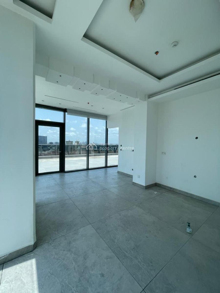 160 Square Meters Office Space, Victoria Island (vi), Lagos, Plaza / Complex / Mall for Rent