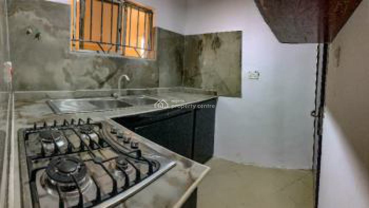 Discounted - 2 Bedroom Flat Available Immediately, 65 Ajiran Road, Agungi, Lekki, Lagos, Flat / Apartment for Rent