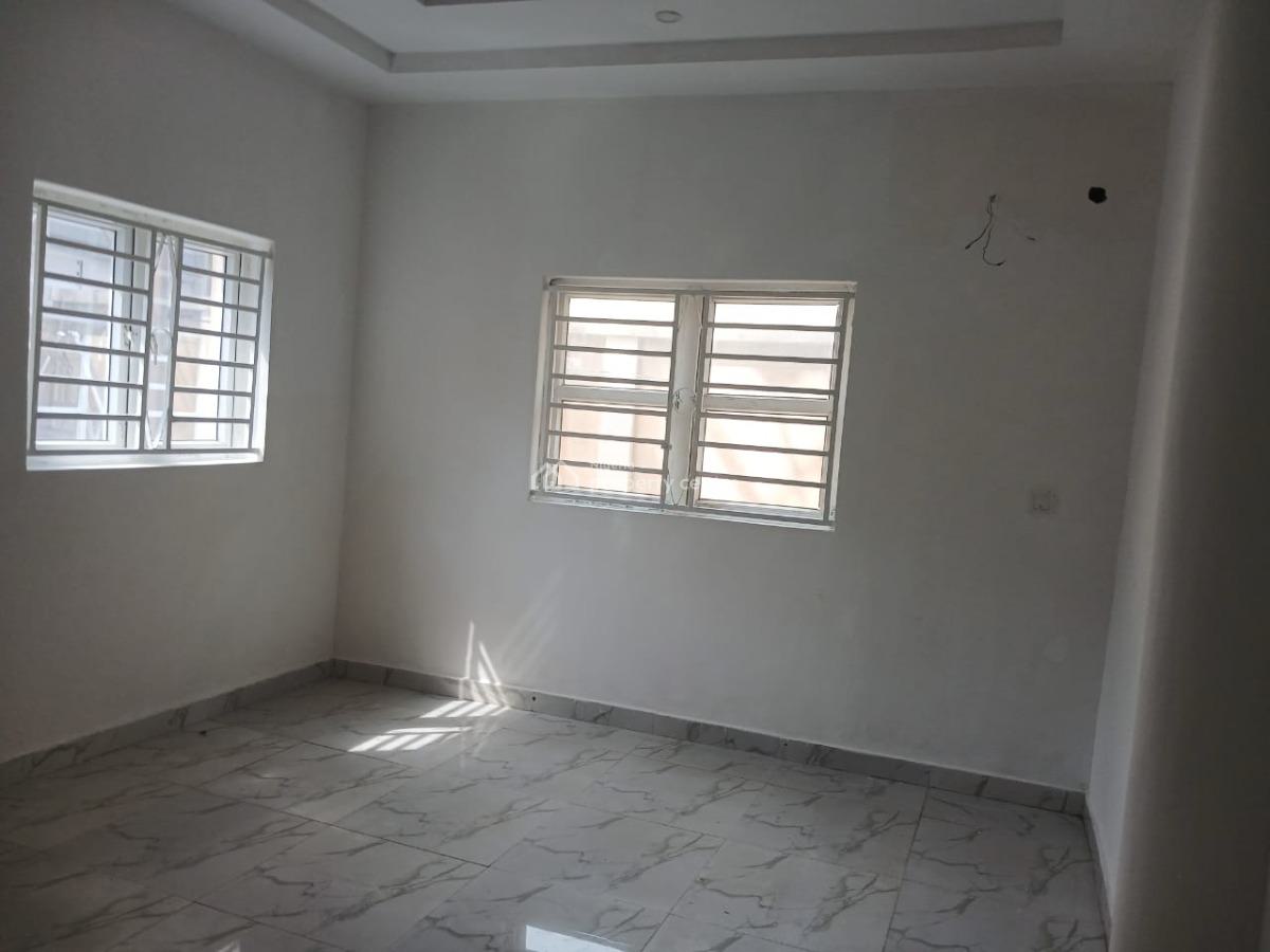Spacious 2 Bedroom Apartment with Necessary Facilities, Eleganza Gardens Estate, Opp Vgc, Lekki, Lagos, Flat / Apartment for Rent