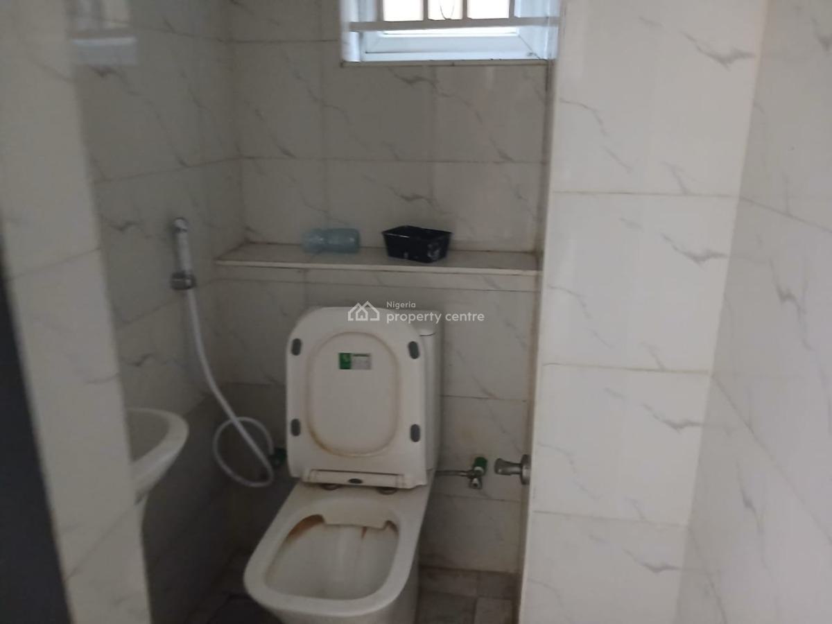 Spacious 2 Bedroom Apartment with Necessary Facilities, Eleganza Gardens Estate, Opp Vgc, Lekki, Lagos, Flat / Apartment for Rent