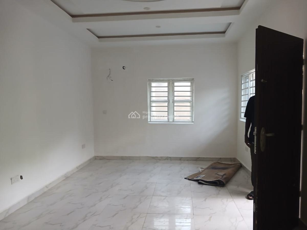 Spacious 2 Bedroom Apartment with Necessary Facilities, Eleganza Gardens Estate, Opp Vgc, Lekki, Lagos, Flat / Apartment for Rent