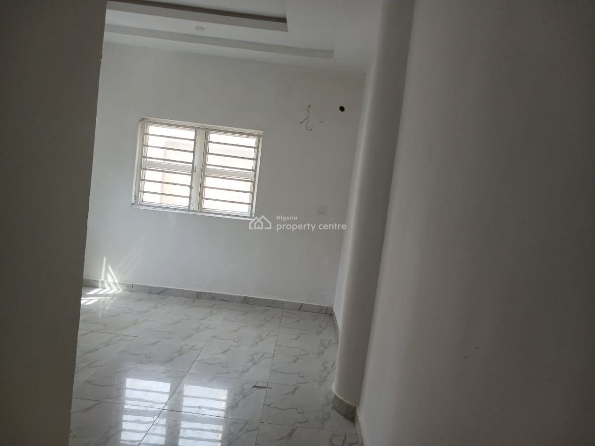 Spacious 2 Bedroom Apartment with Necessary Facilities, Eleganza Gardens Estate, Opp Vgc, Lekki, Lagos, Flat / Apartment for Rent