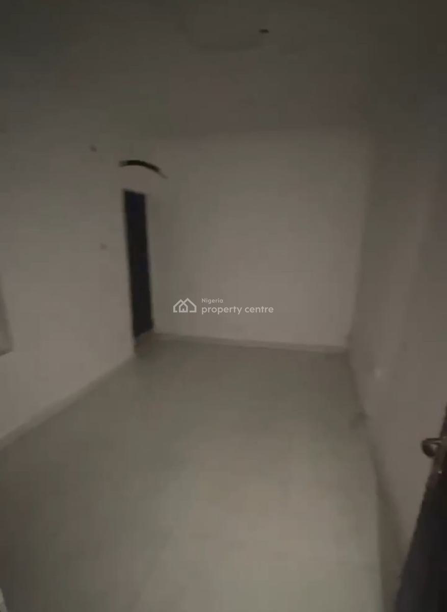 2bed Secured Apartment (self Serviced), Lekki Phase I, Lekki Phase 1, Lekki, Lagos, Flat / Apartment for Rent