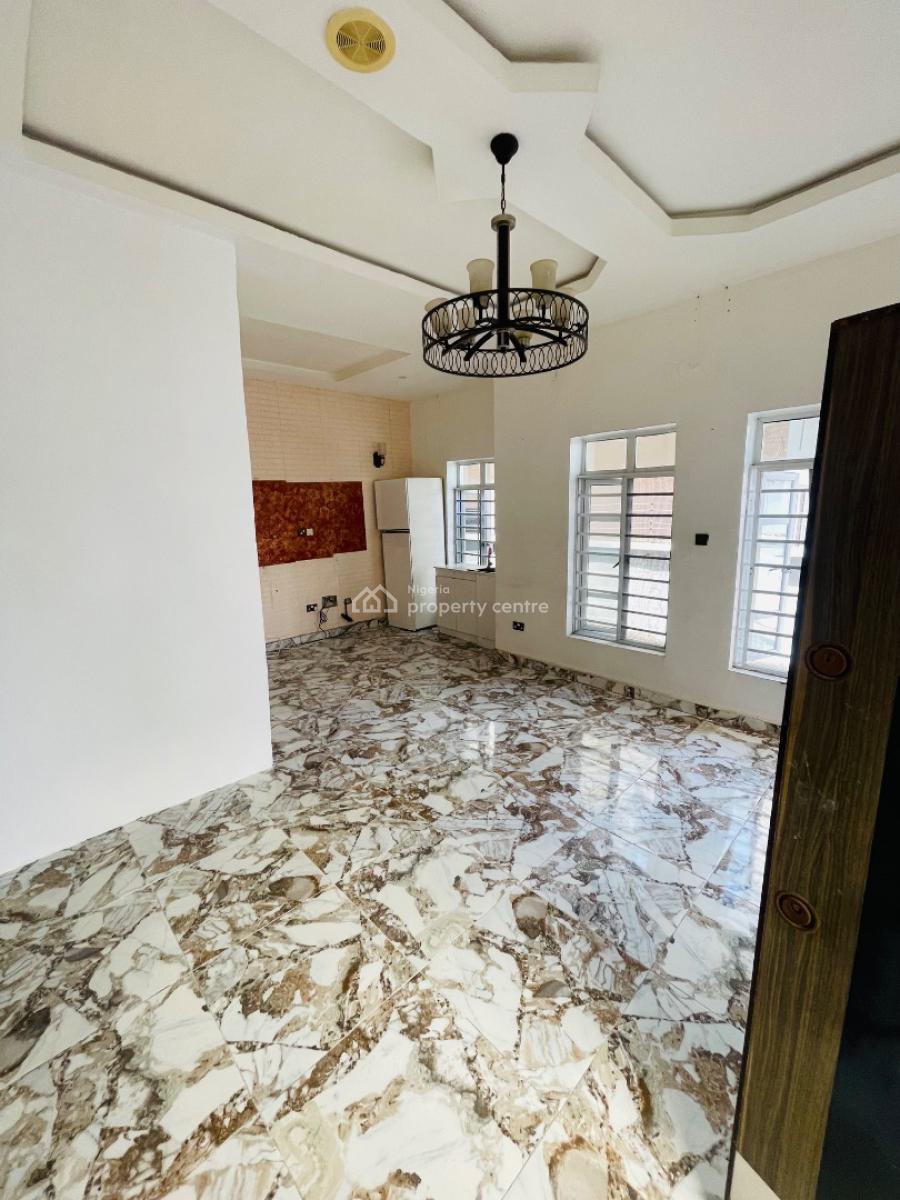 Neatly Renovated Studio Apartment with Excellent Facilities, Ikota Villa, Lekki, Lagos, Flat / Apartment for Rent