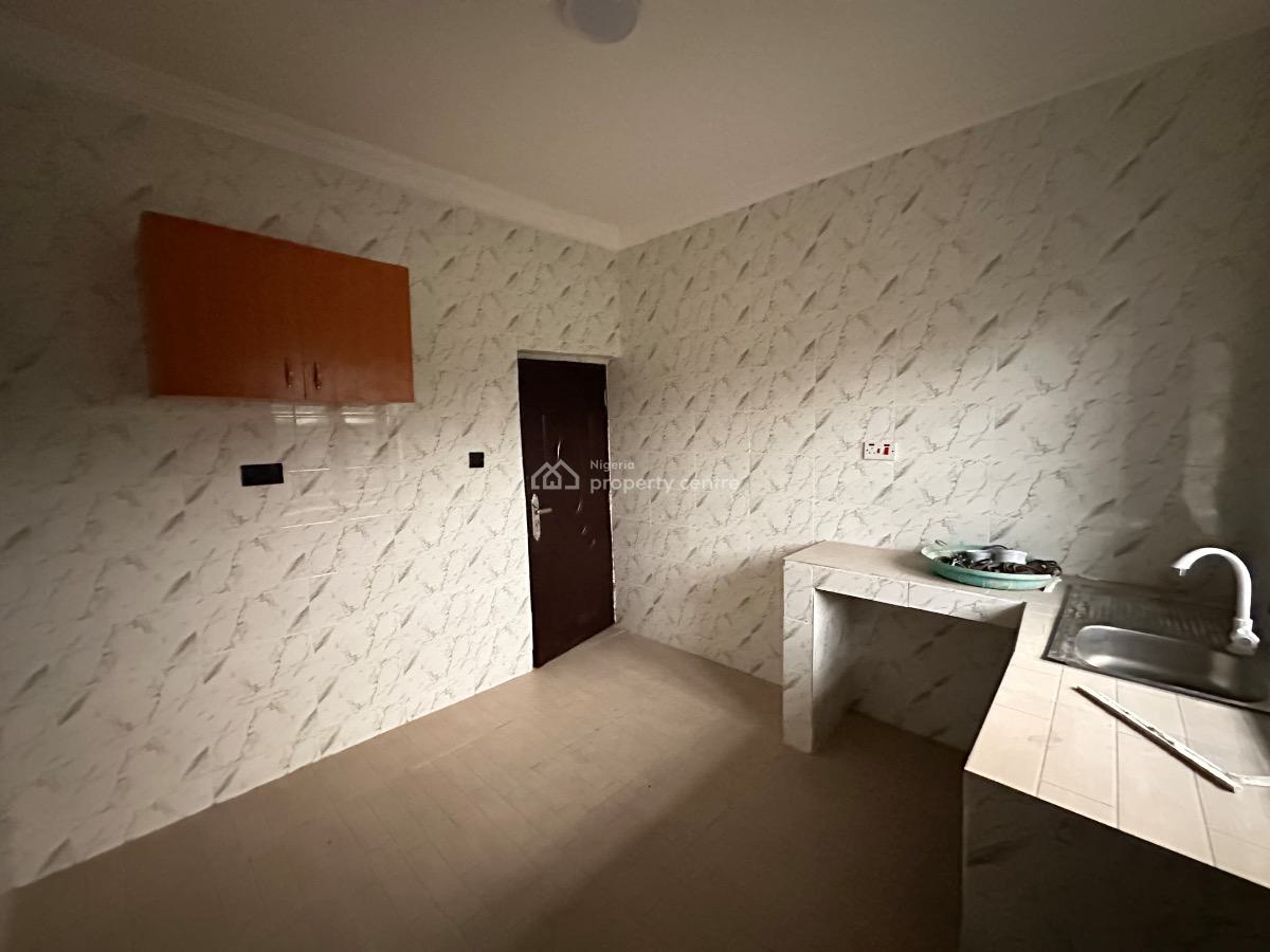 Brand New 2 Bedroom Apartment, Ikorodu, Lagos, Flat / Apartment for Rent