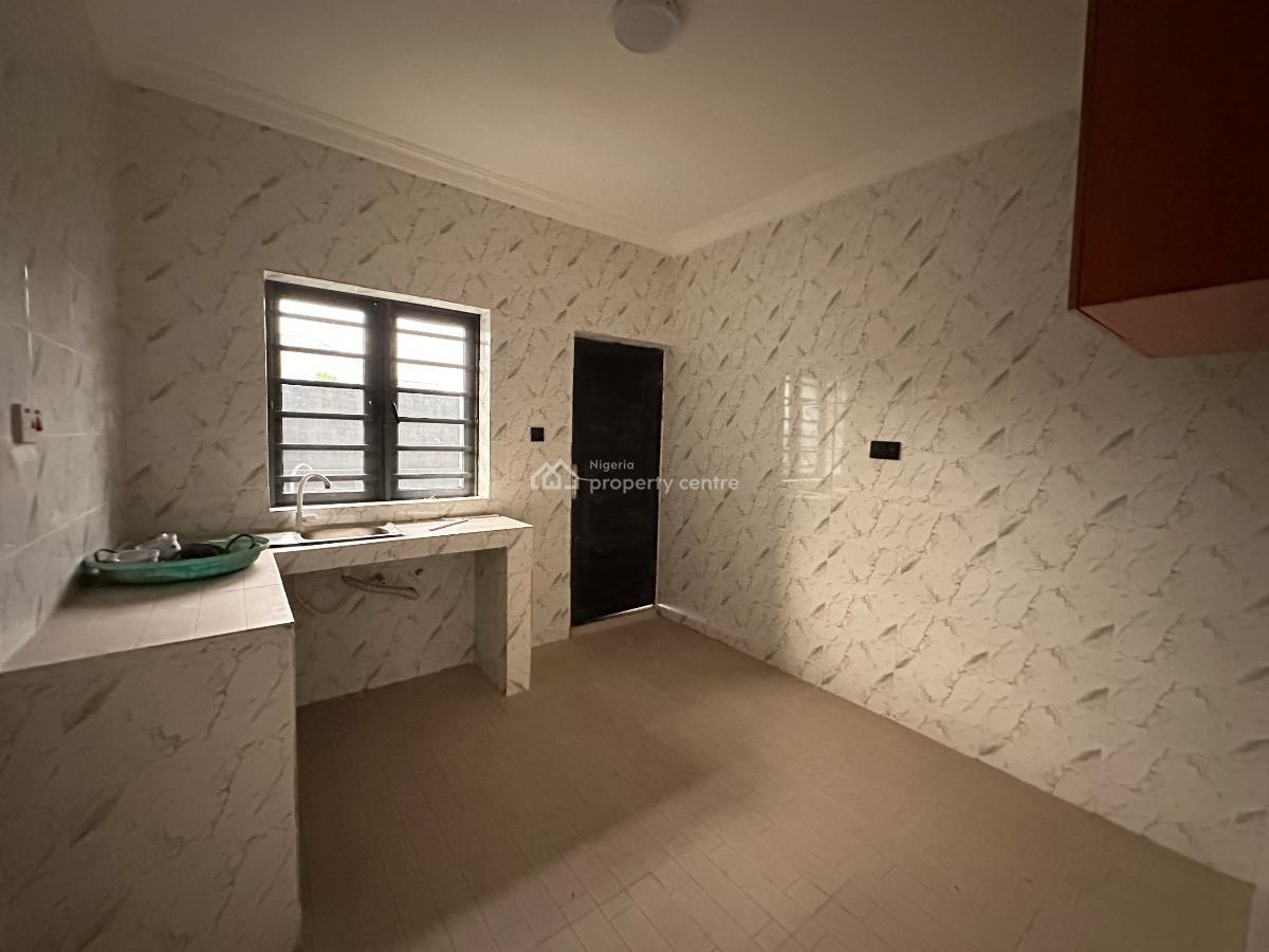 Brand New 2 Bedroom Apartment, Ikorodu, Lagos, Flat / Apartment for Rent