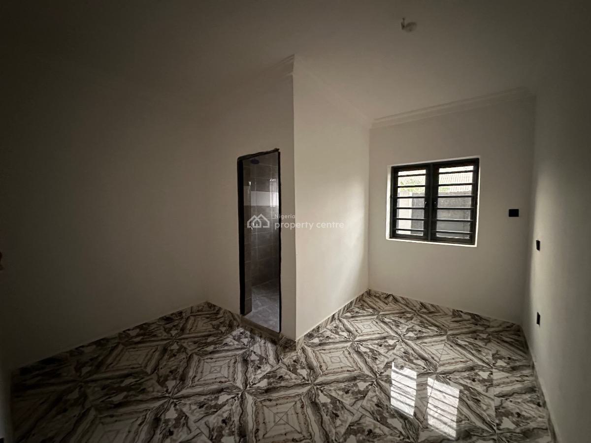 Brand New 2 Bedroom Apartment, Ikorodu, Lagos, Flat / Apartment for Rent