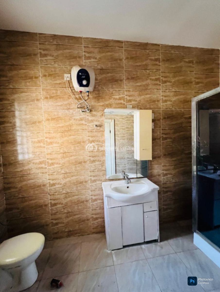 4 Bedroom Well Secured House with Bq, Ikota, Lekki, Lagos, Terraced Duplex for Rent