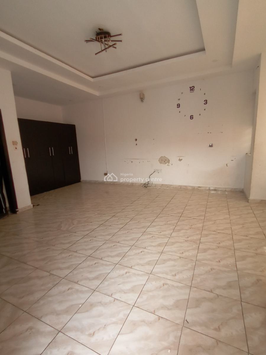 Mini Flat Upstairs, Beach View Estate, Off Alpha Beach Road, Lekki, Lagos, Mini Flat (room and Parlour) for Rent