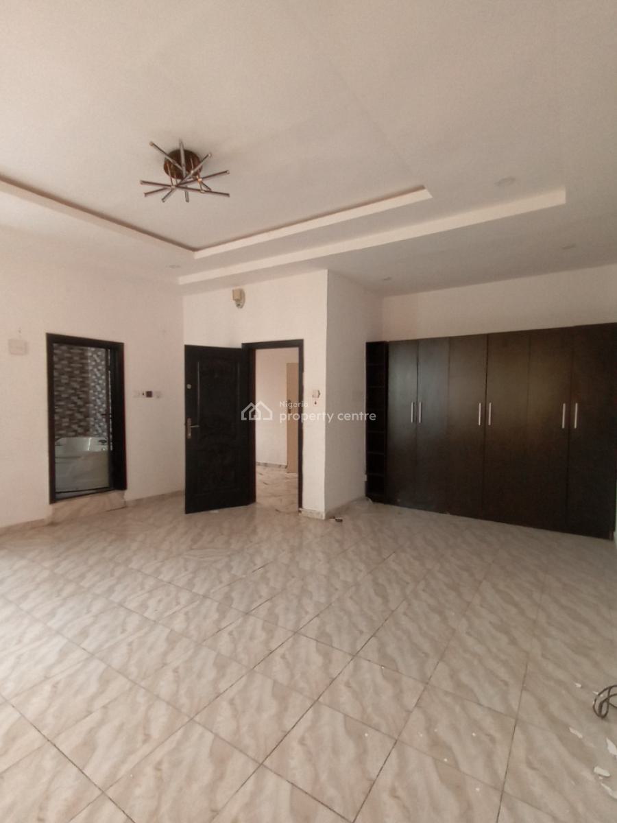 Mini Flat Upstairs, Beach View Estate, Off Alpha Beach Road, Lekki, Lagos, Mini Flat (room and Parlour) for Rent