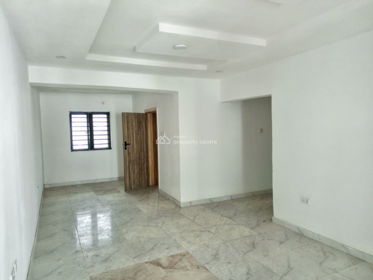 Lovely 3 Bedroom Flat, Ilasan Estate, Lekki, Lagos, Flat / Apartment for Sale