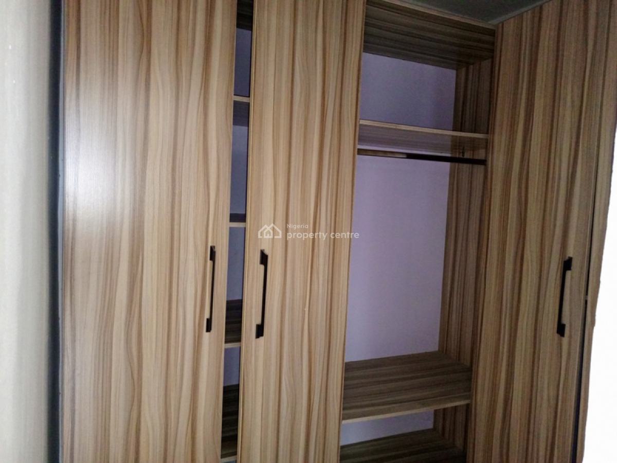 Lovely 3 Bedroom Flat, Ilasan Estate, Lekki, Lagos, Flat / Apartment for Sale