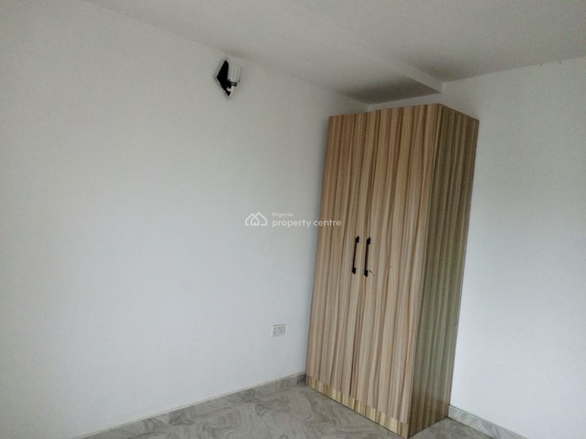 Lovely 3 Bedroom Flat, Ilasan Estate, Lekki, Lagos, Flat / Apartment for Sale