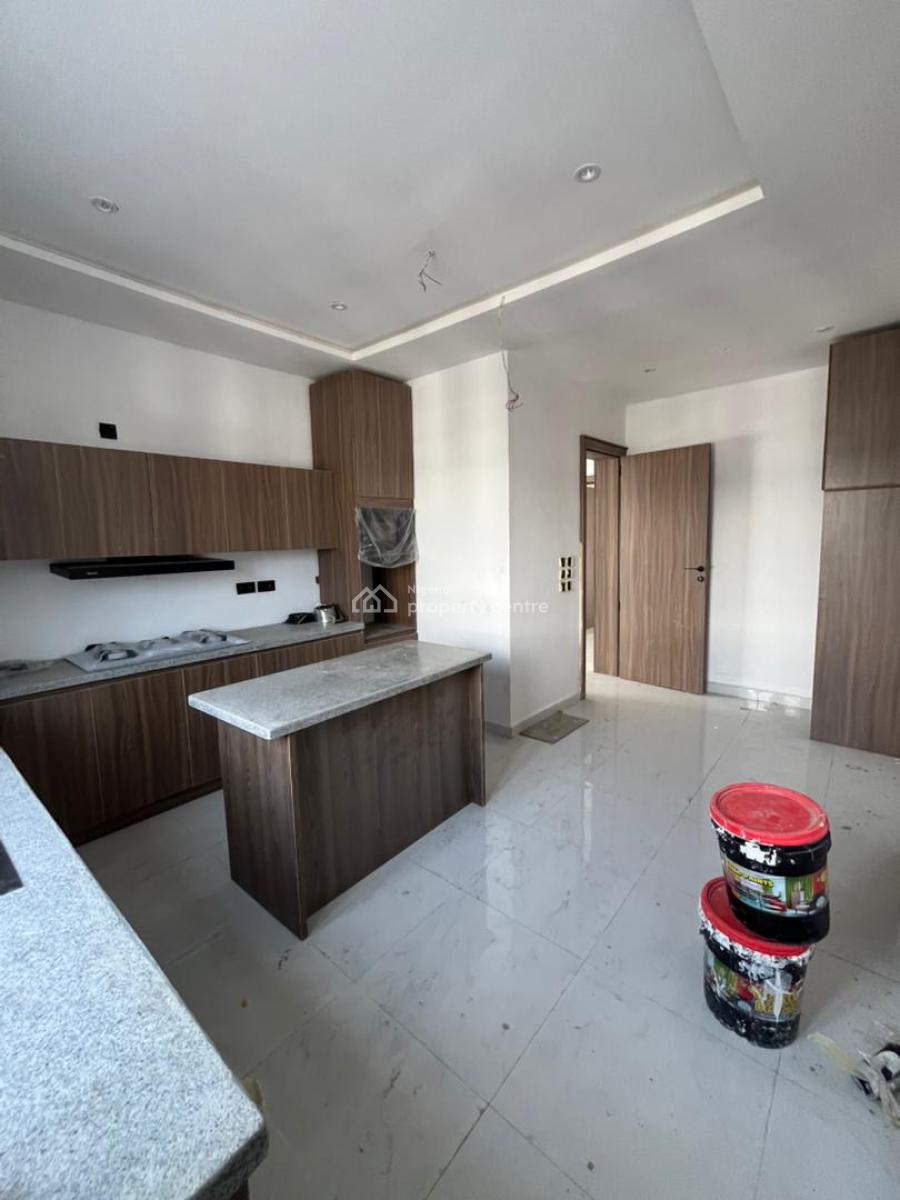 Well Built 2 Bedroom Apartment with Elevator, Ikate, Ikate, Lekki, Lagos, Block of Flats for Sale