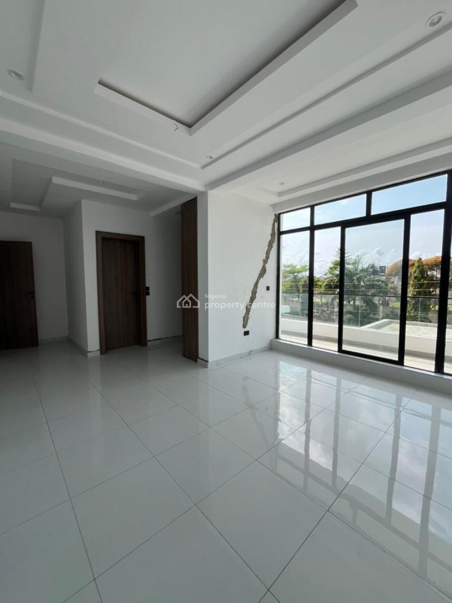 Well Built 2 Bedroom Apartment with Elevator, Ikate, Ikate, Lekki, Lagos, Block of Flats for Sale