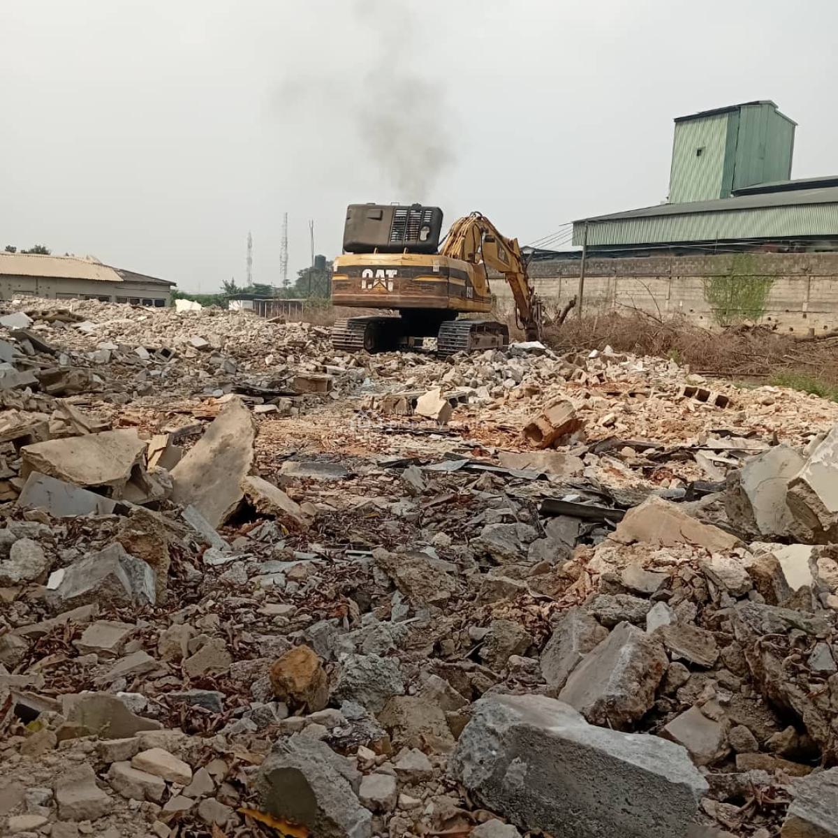 Offplan Luxury & Affordable Apartments with C of O, Ikeja, Lagos, Flat / Apartment for Sale