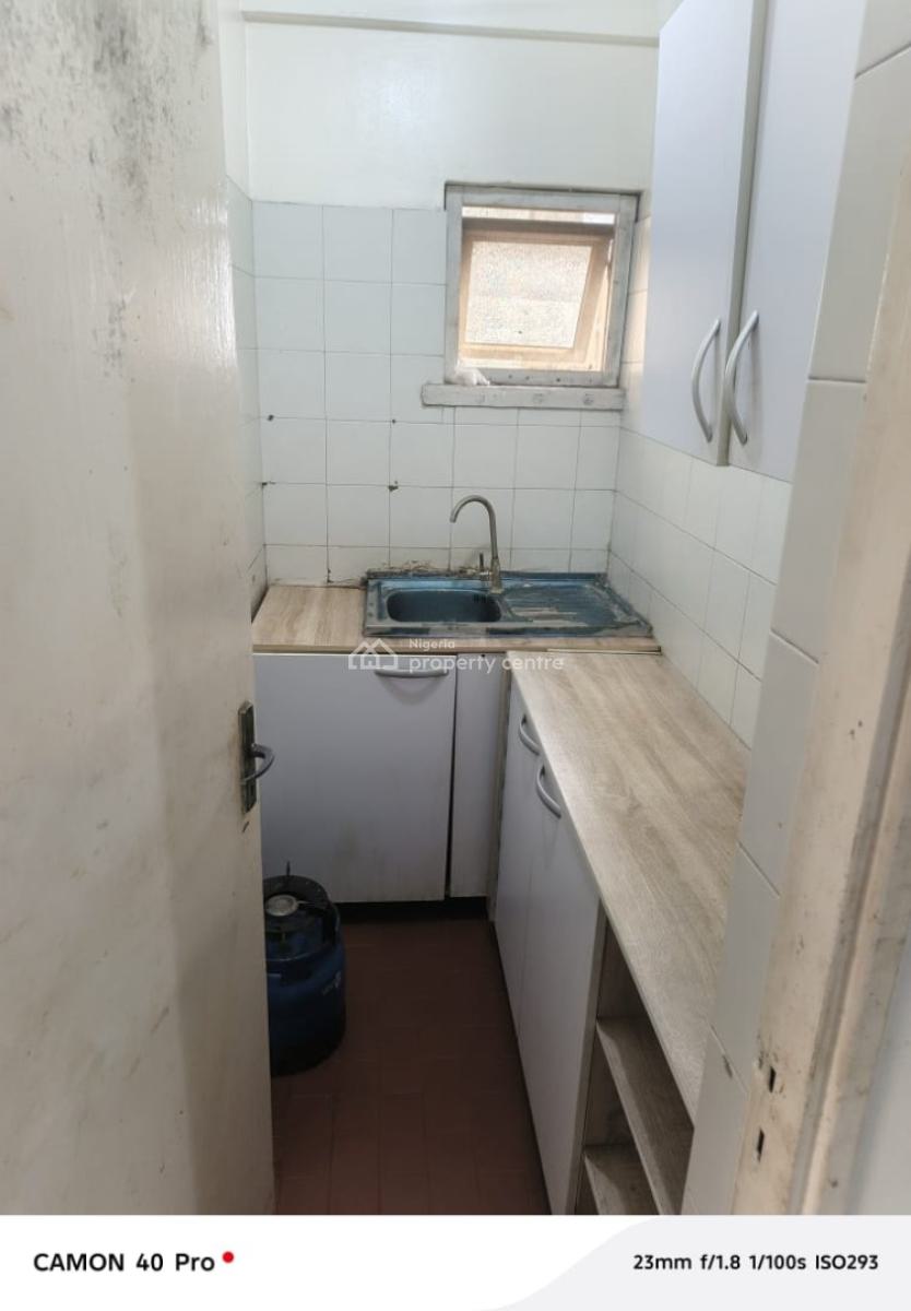 Single Self Contain, Victoria Island (vi), Lagos, Self Contain (single Rooms) for Rent