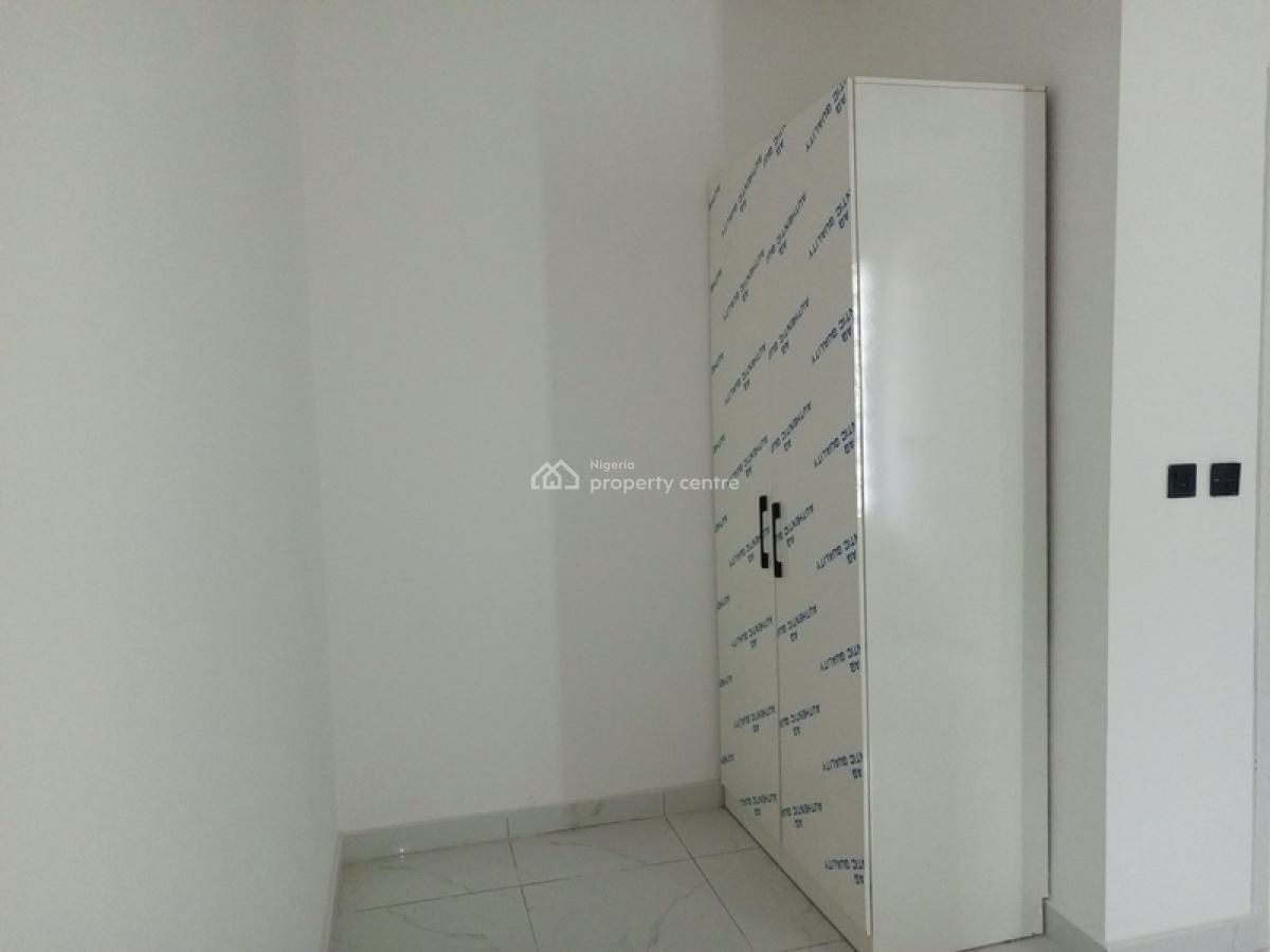 Luxury 2 Bedroom Flat, Ilasan Estate, Lekki, Lagos, Flat / Apartment for Sale