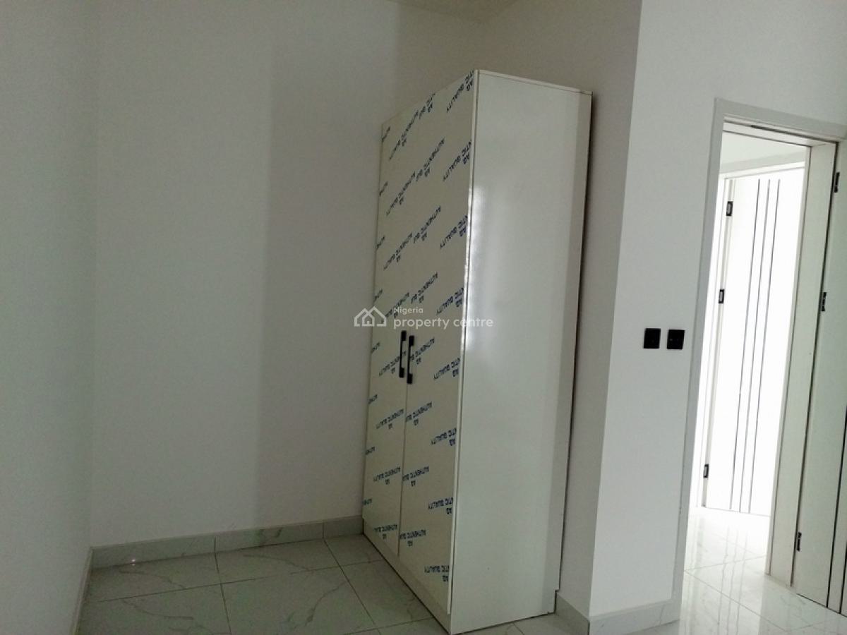 Luxury 2 Bedroom Flat, Ilasan Estate, Lekki, Lagos, Flat / Apartment for Sale