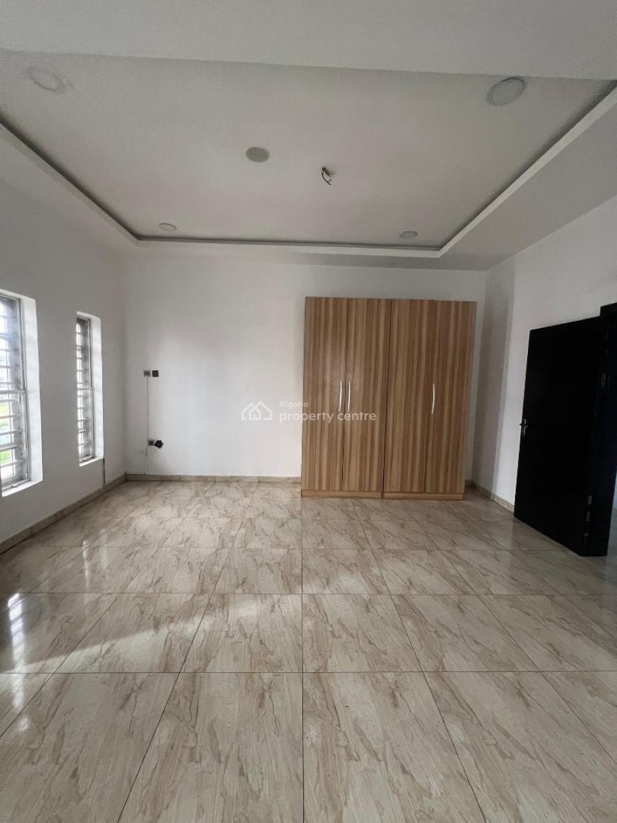 Spacious 4 Bedroom Semi Detached Duplex with Bq, Ologolo, Lekki, Lagos, Semi-detached Duplex for Rent