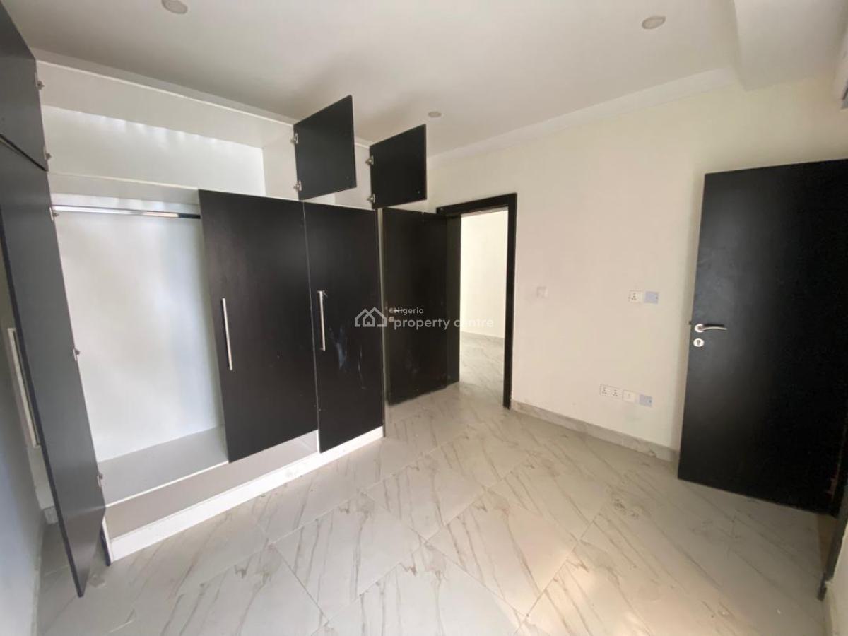 Well Maintained 2 Bedroom Flat in a Well Serene Environment, Oniru, Victoria Island (vi), Lagos, Flat / Apartment for Rent