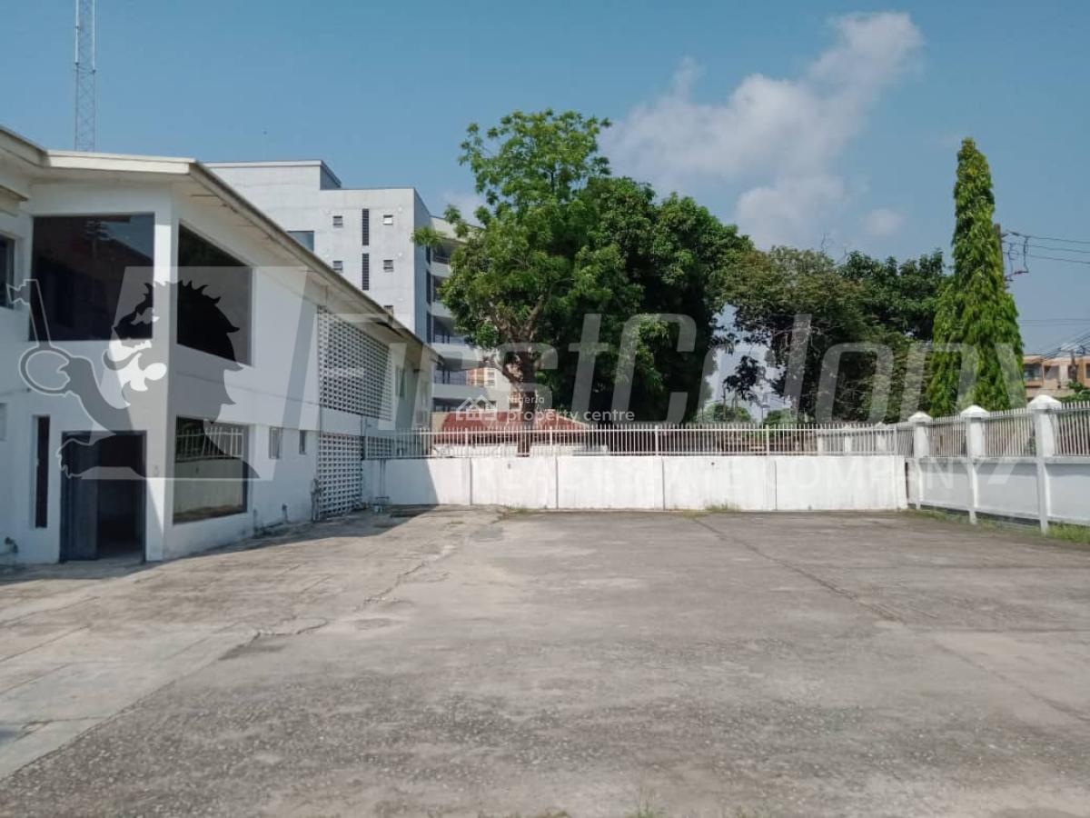 Ample Semi-detached House on Large Grounds Suited for Office Use, Old Ikoyi, Ikoyi, Lagos, Office Space for Rent