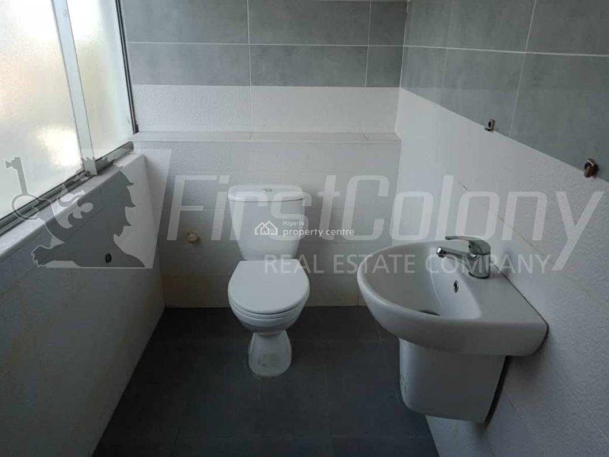 Ample Semi-detached House on Large Grounds Suited for Office Use, Old Ikoyi, Ikoyi, Lagos, Office Space for Rent