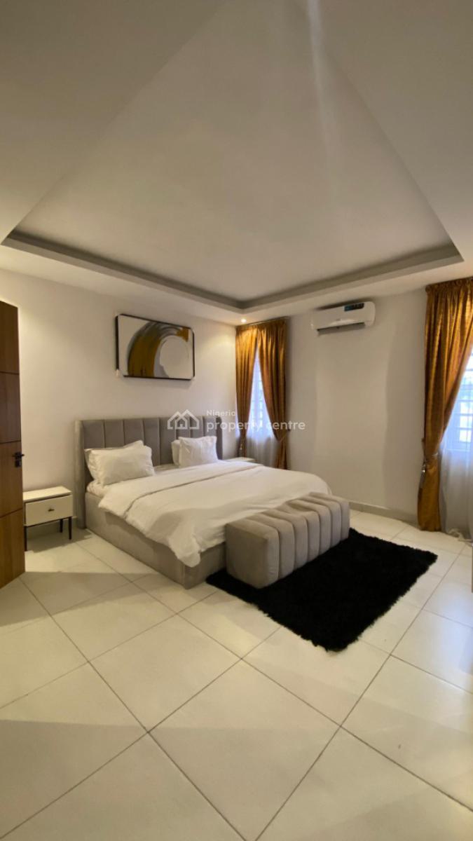 Luxury 4 Bedroom Apartment with Excellent Facility, Lekki Phase 1, Lekki, Lagos, Flat / Apartment for Rent
