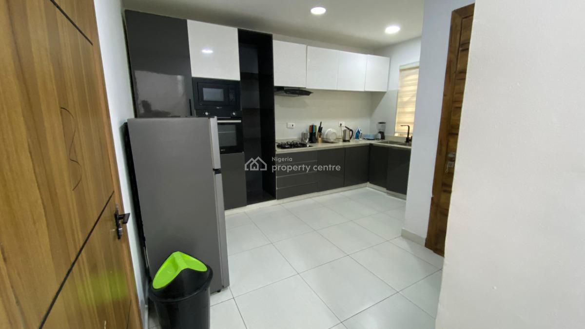 Luxury 4 Bedroom Apartment with Excellent Facility, Lekki Phase 1, Lekki, Lagos, Flat / Apartment for Rent