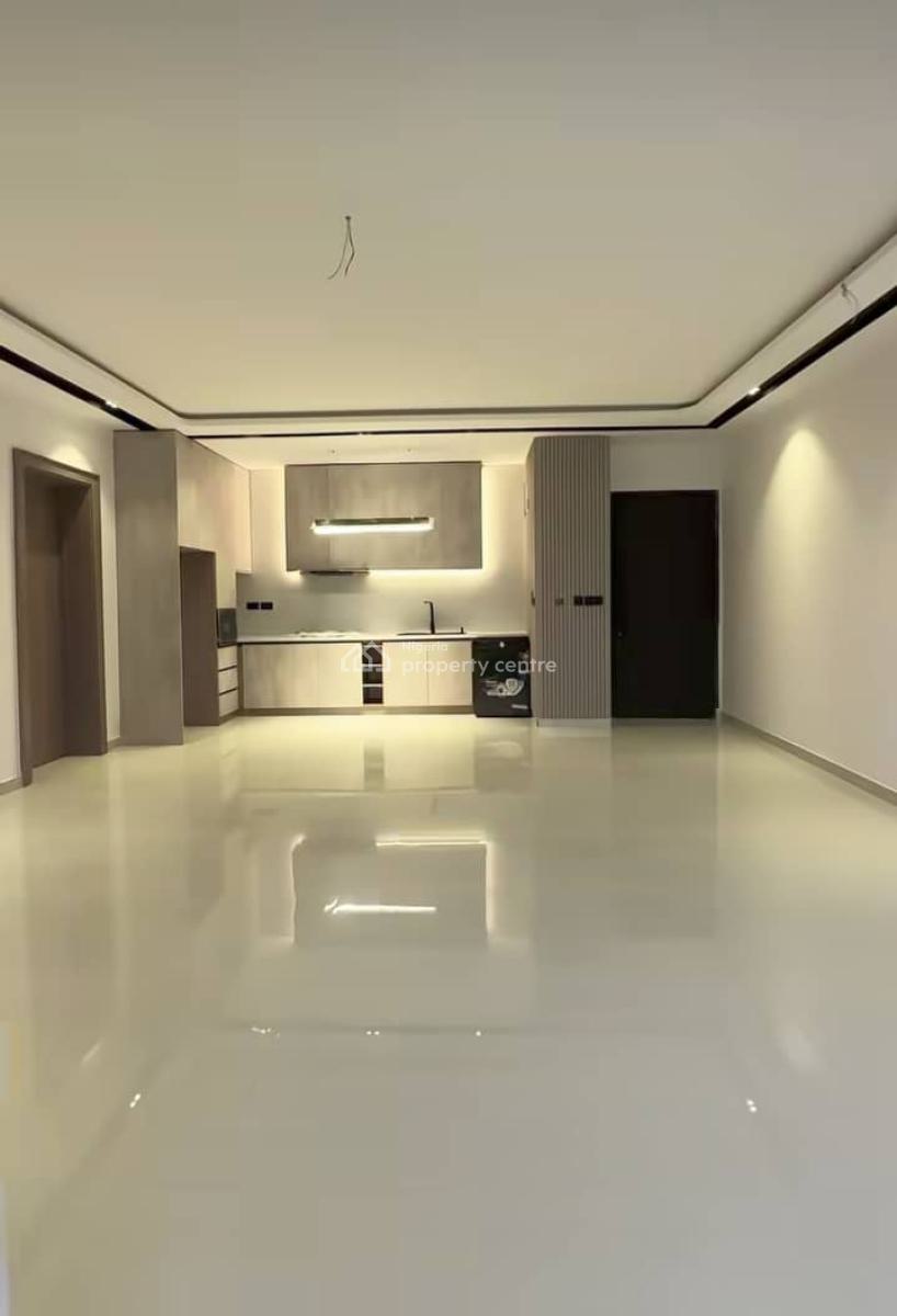 Brand-new 2 Bedrooms Flat, Off Admiralty, Lekki Phase 1, Lekki, Lagos, Flat / Apartment for Sale