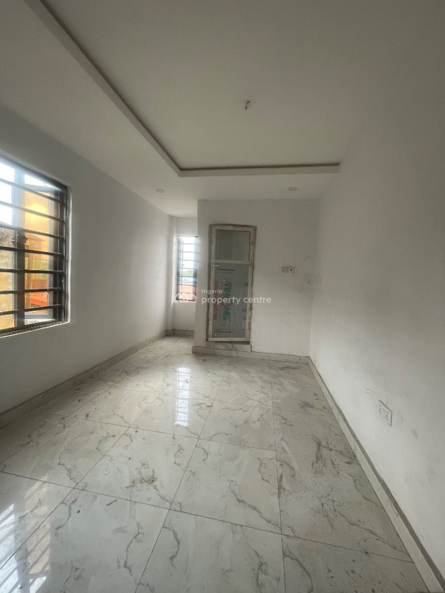 Newly Built 2 Bedroom Apartment, Secured and Gated Community, Alagomeji, Yaba, Lagos, Flat / Apartment for Rent